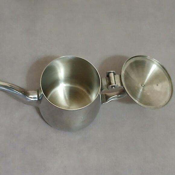 Vollrath Stainless Steel Gooseneck 8oz Teapot - Picture 5 of 6